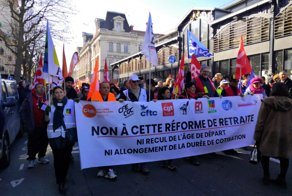 Banderole intersyndicale de la manifestation 16 février à Saint-Etienne